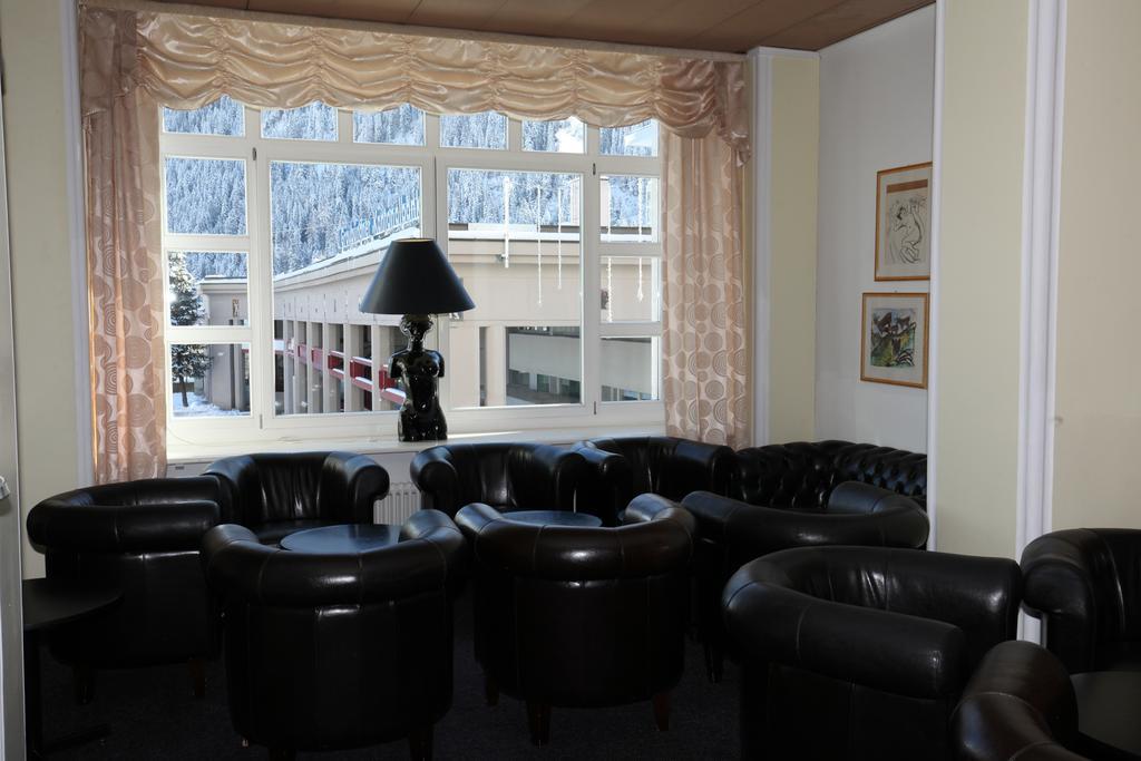 New Renovated Apartment In Center Of Davos Exterior foto